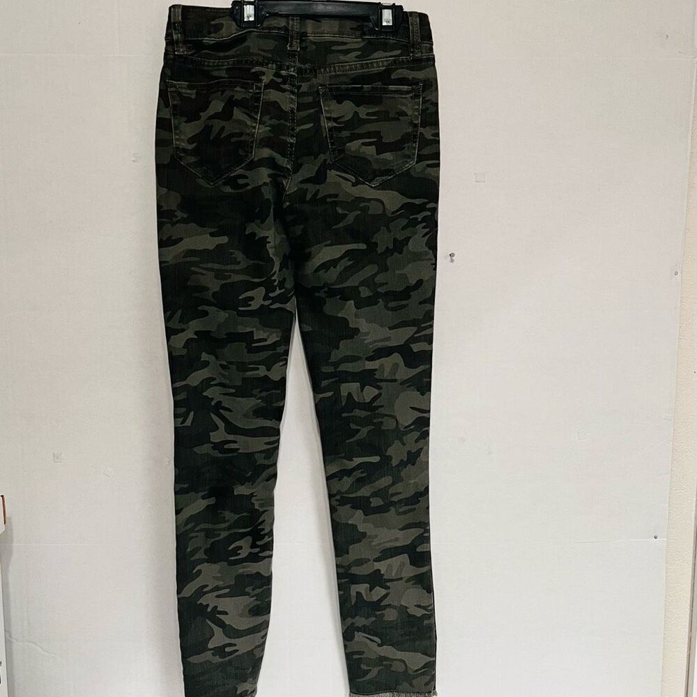 So Girls Camo Jeans Sz 10 NWT - Picture 2 of 6
